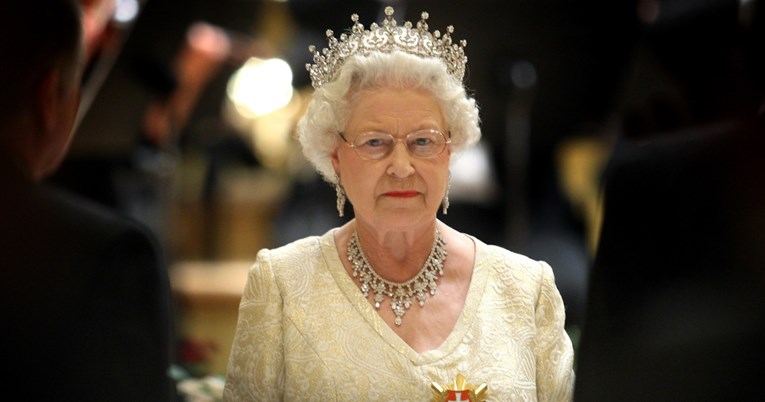 Britanska kraljica nakon prometne nesreće supruga donijela važnu odluku